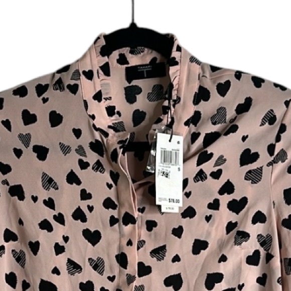 Tahari pink black heart print bell sleeves button down raffle blouse size S new - Picture 3 of 10